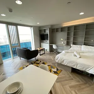 Апартаменты Eyre Square Self Catering, Голуэй
